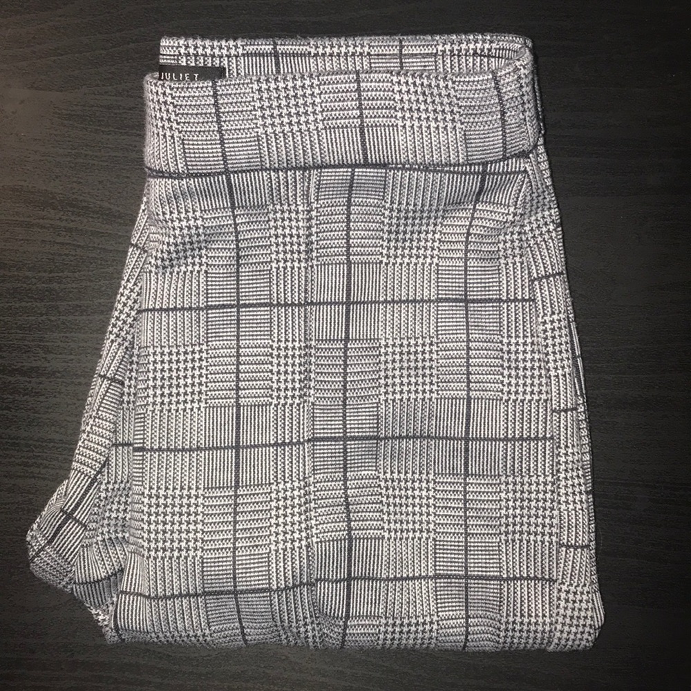BRANDY MELVILLE CHECKERED PANTS